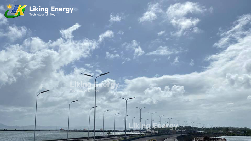 The Features of Liking Energy's Industrial Solar Street Lights